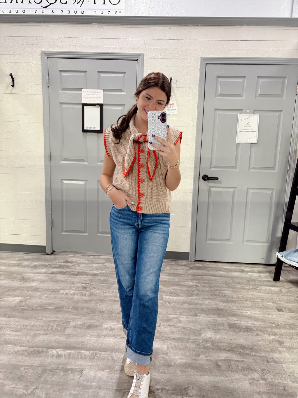 Tie Neck Brown/Red Sweater