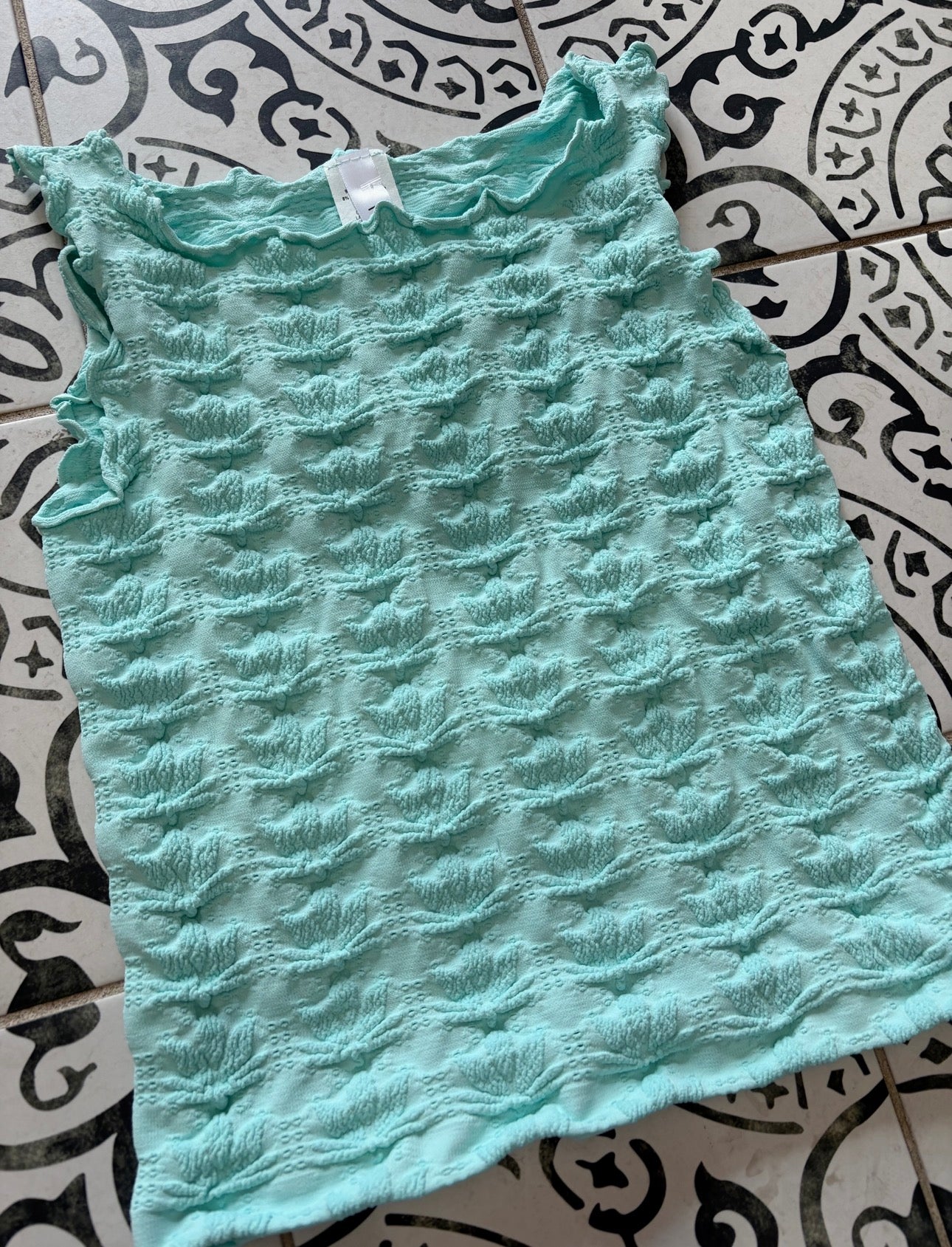 Floral Edge Tank