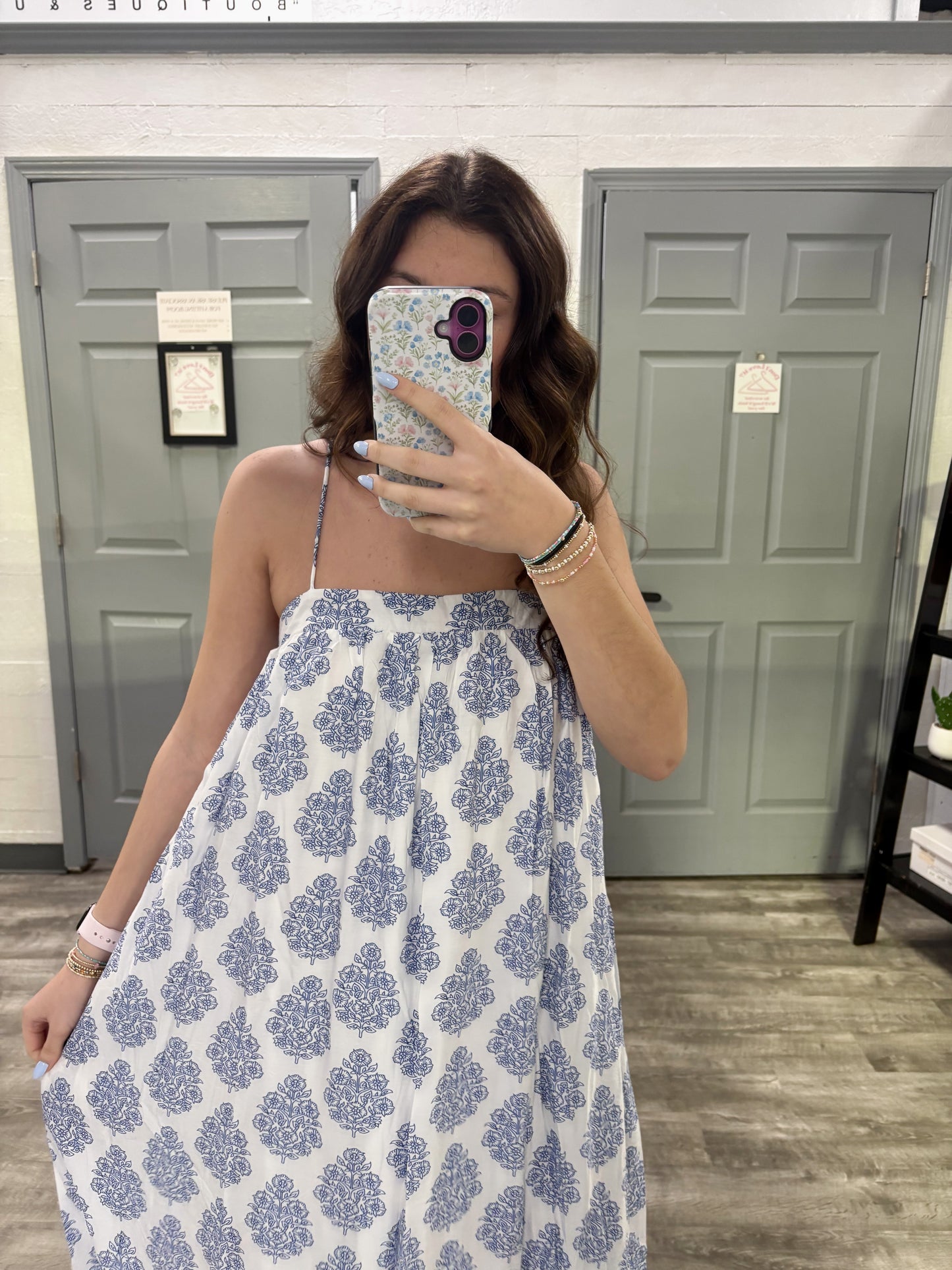 Printed Floral Silhouette Dress