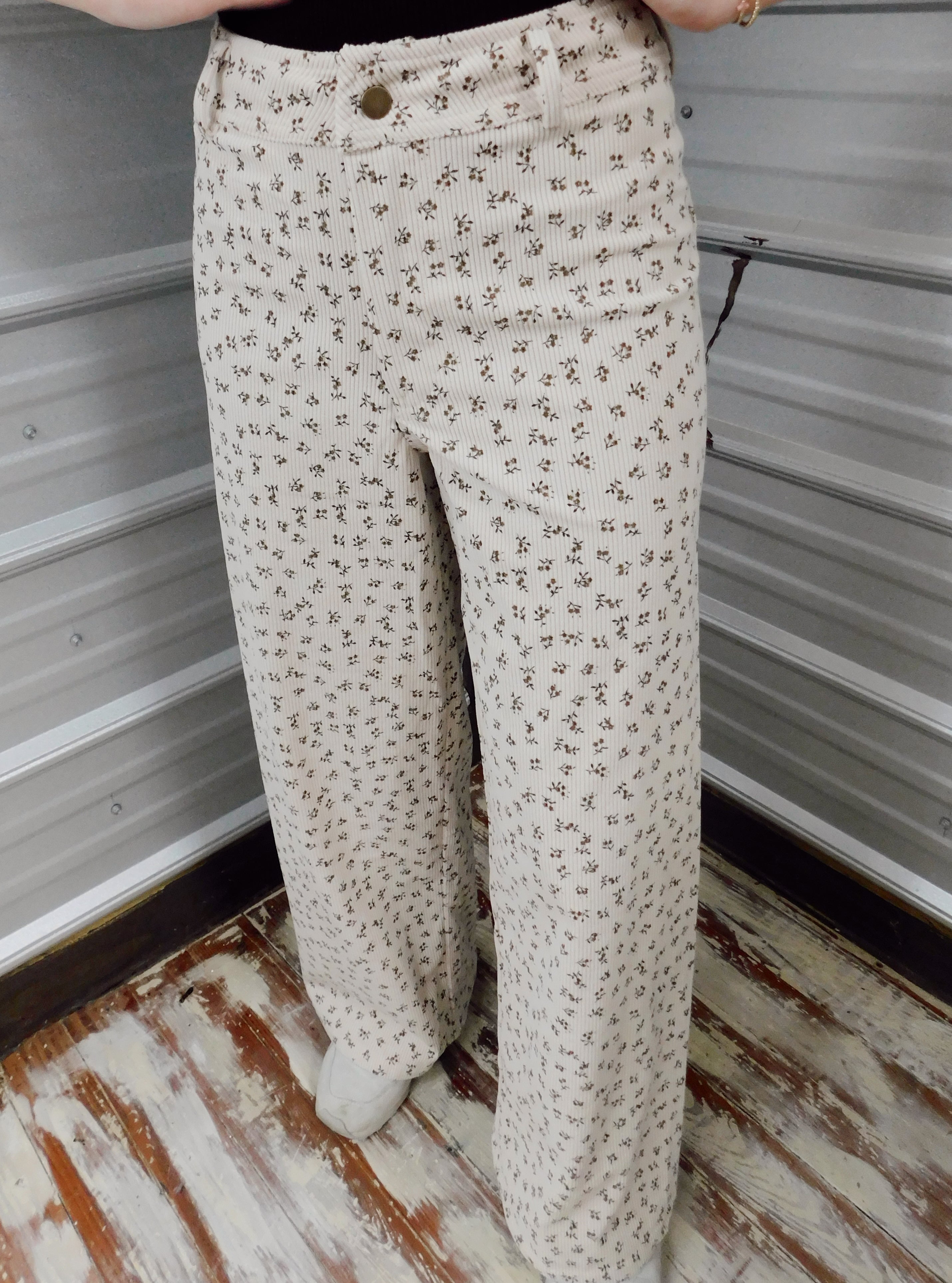 Floral Detailed Corduroy Pant